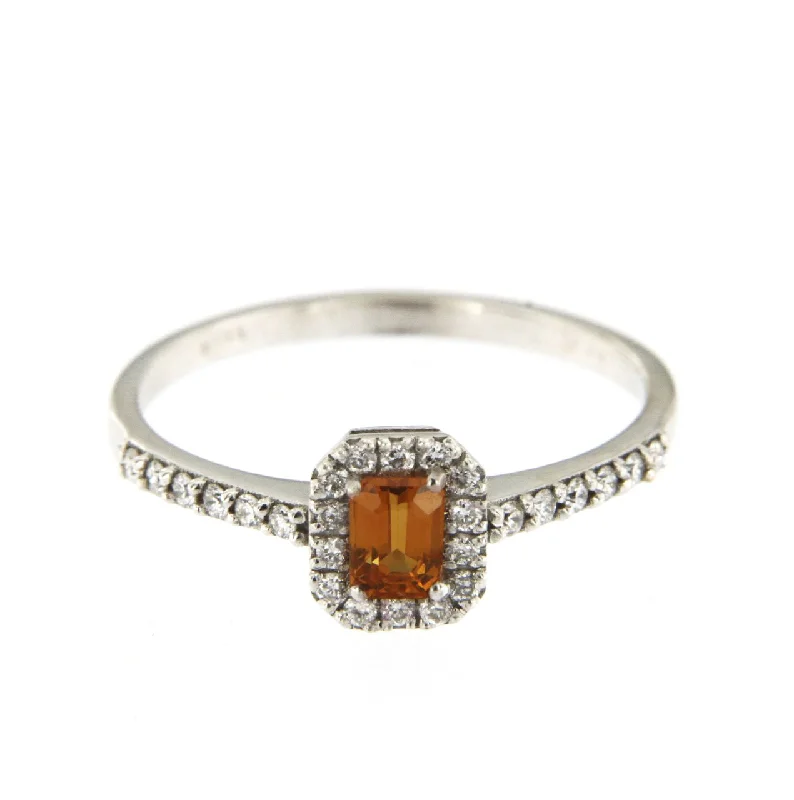 Candy 18K White Gold Ring w. Diamonds & Orange Sapphire