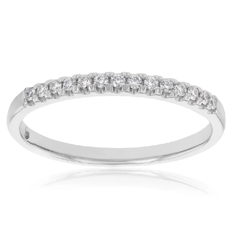 Flawless Cut Platinum Claw Set Diamond Ring