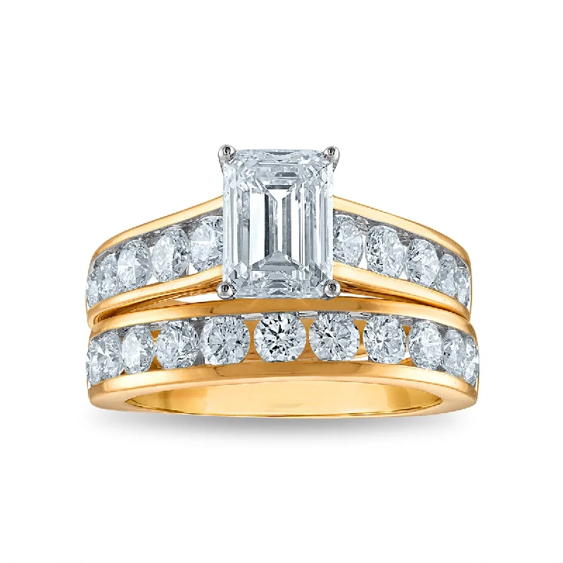 Signature EcoLove Diamond Dreams 4 CTW Lab Grown Diamond Bridal Set in 14KT Yellow Gold