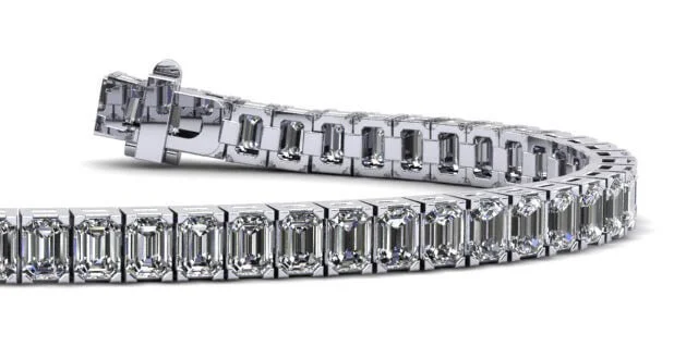 Sparkling Emerald Cut Diamond Bracelet with 11.40 ct.(finished) 3.8x2.8mm