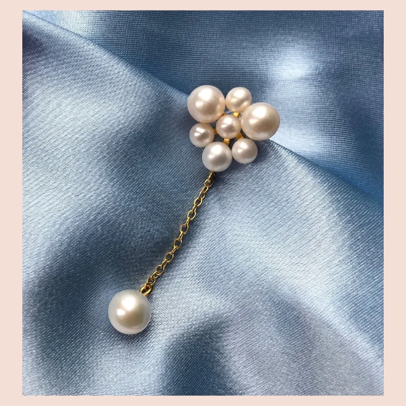 Camellia 18K Gold Plated Earring w. White Pearls